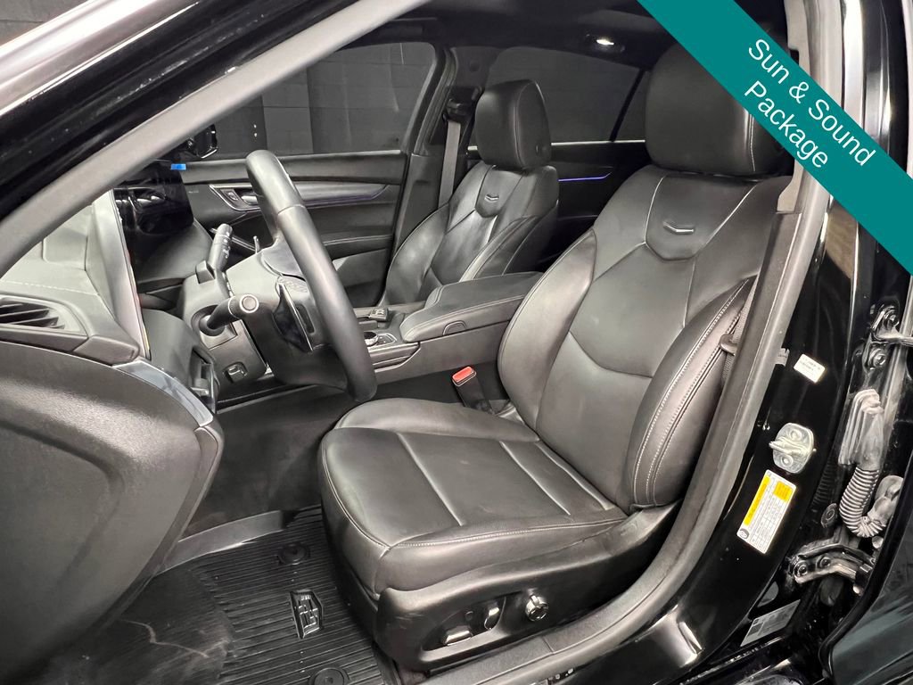 Used 2025 Cadillac CT5 Premium Luxury w/ Sun And Sound Package AWD/4WD image 4