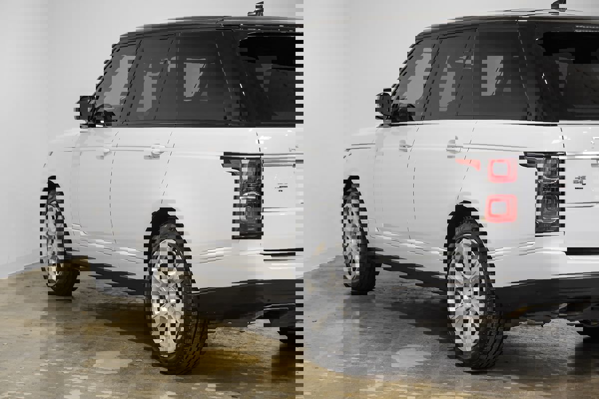 Used 2020 Land Rover Range Rover HSE AWD/4WD image 13