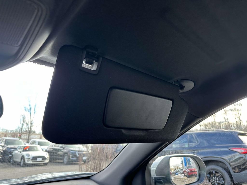 Used 2026 Chevrolet Equinox LT image 30