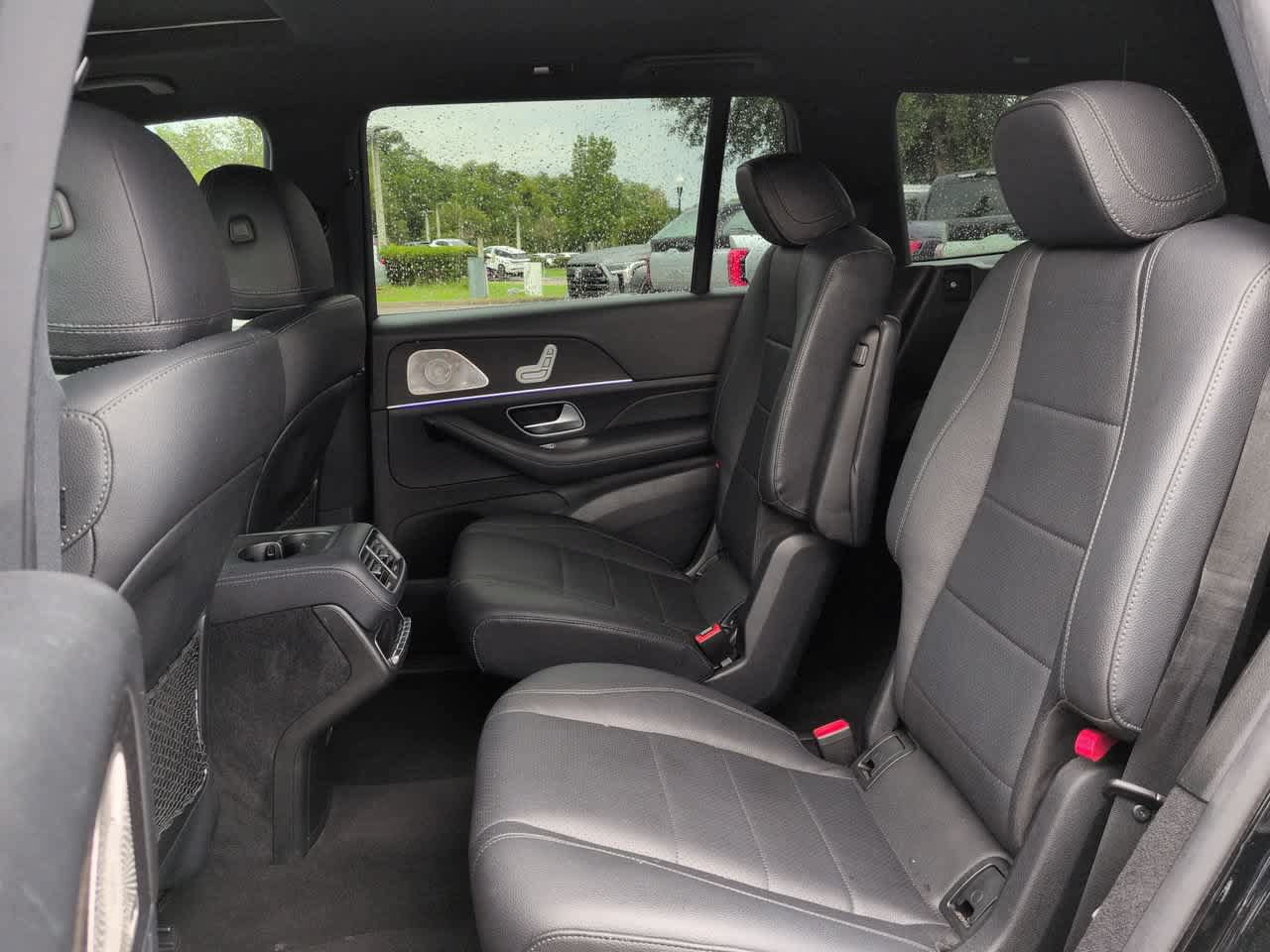Used 2021 Mercedes-Benz GLS 450 4MATIC image 14