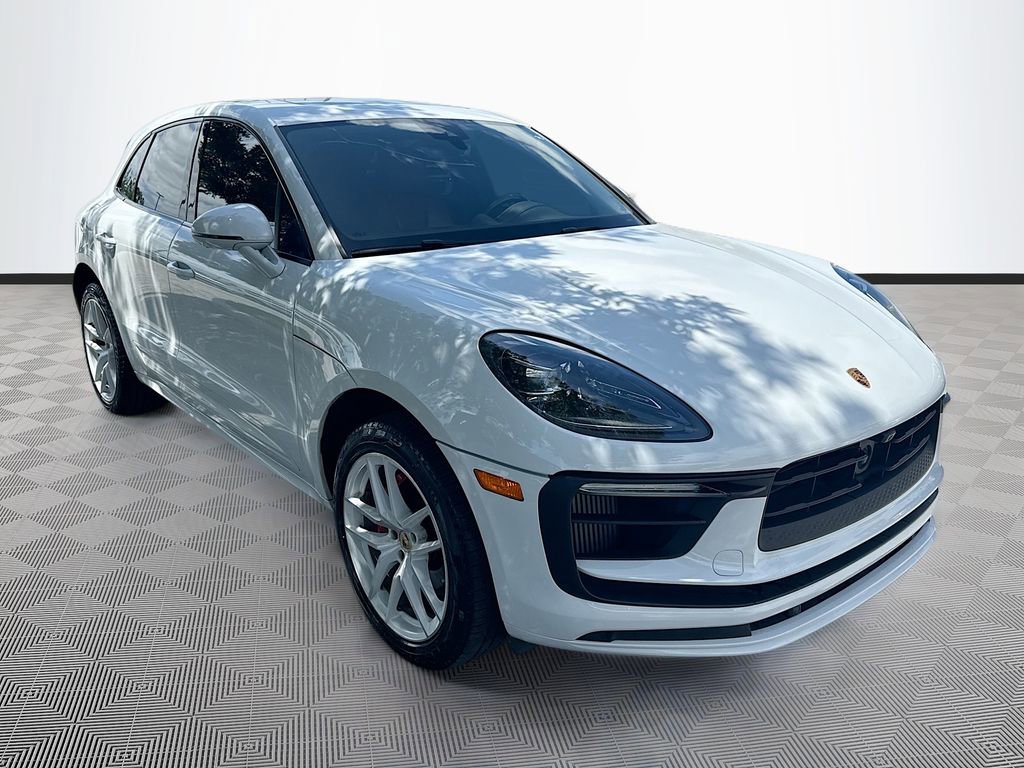 Used 2023 Porsche Macan S AWD/4WD image 4