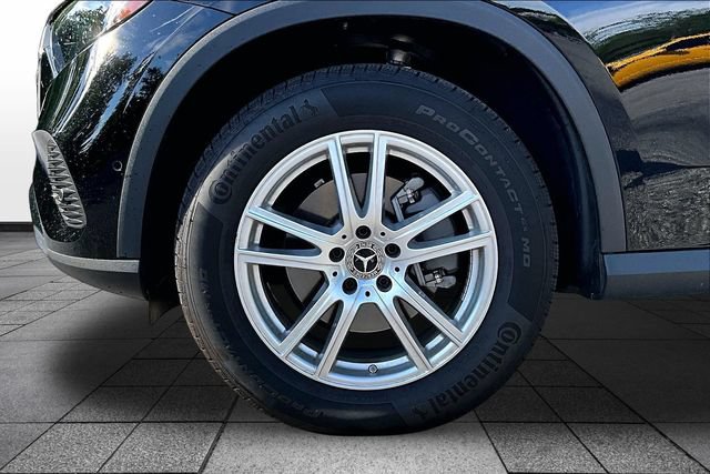 Certified 2025 Mercedes-Benz GLC 300 4MATIC image 5
