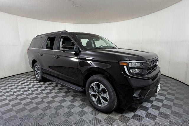 New 2027 Ford Expedition Max Active RWD image 1