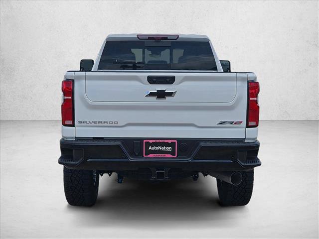 New 2026 Chevrolet Silverado 2500 ZR2 AWD/4WD image 8