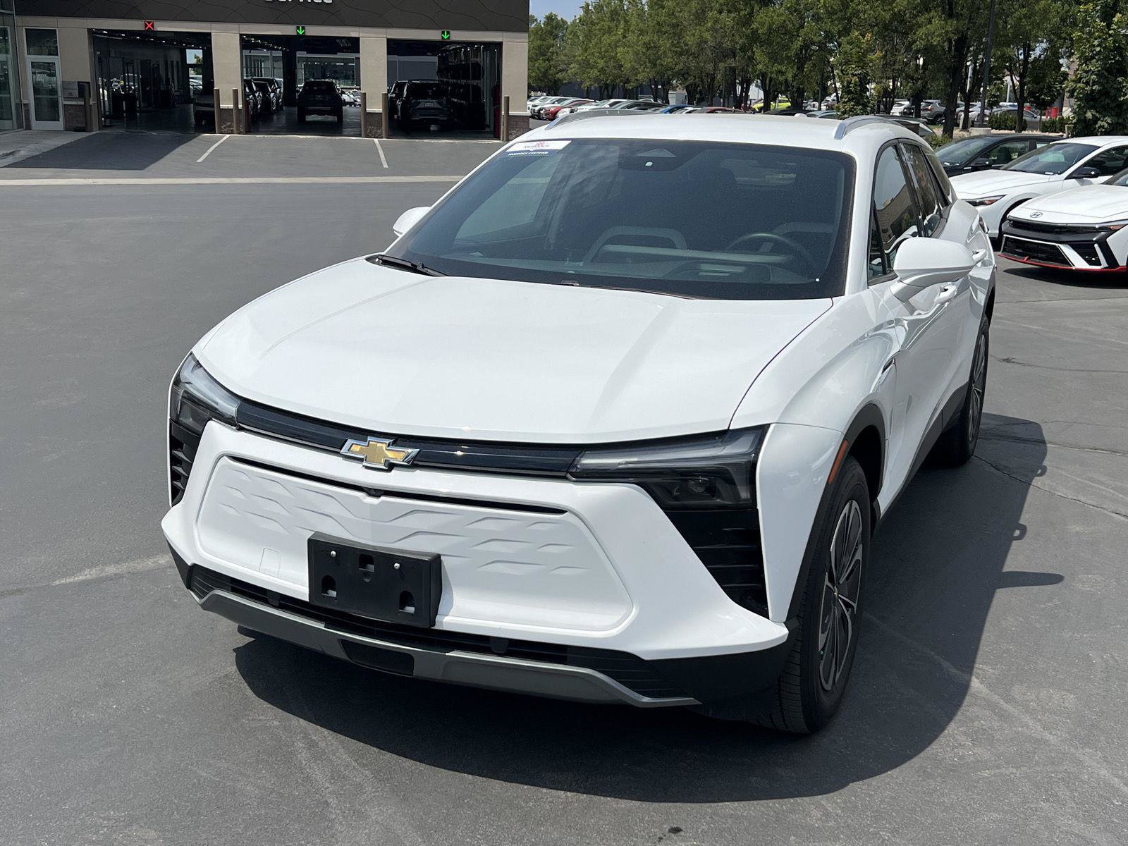 Used 2024 Chevrolet Blazer EV LT AWD/4WD image 2