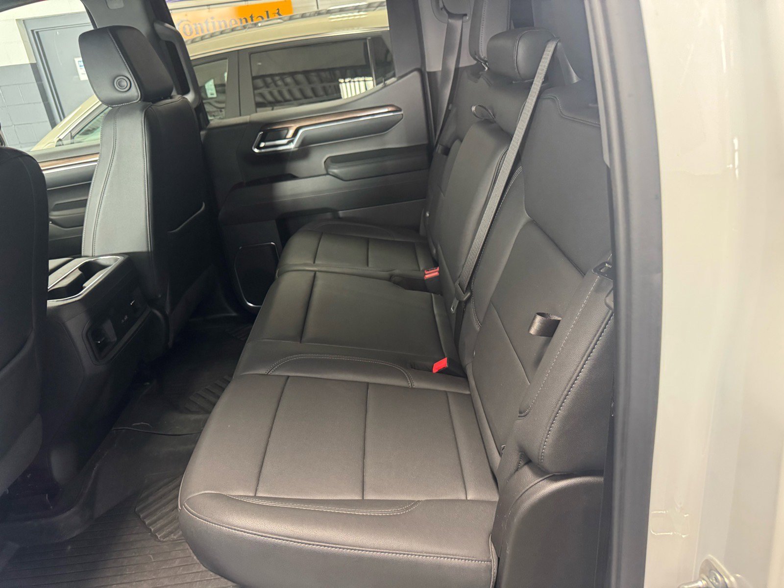Used 2024 Chevrolet Silverado 1500 LT Trail Boss w/ Convenience Package II image 11