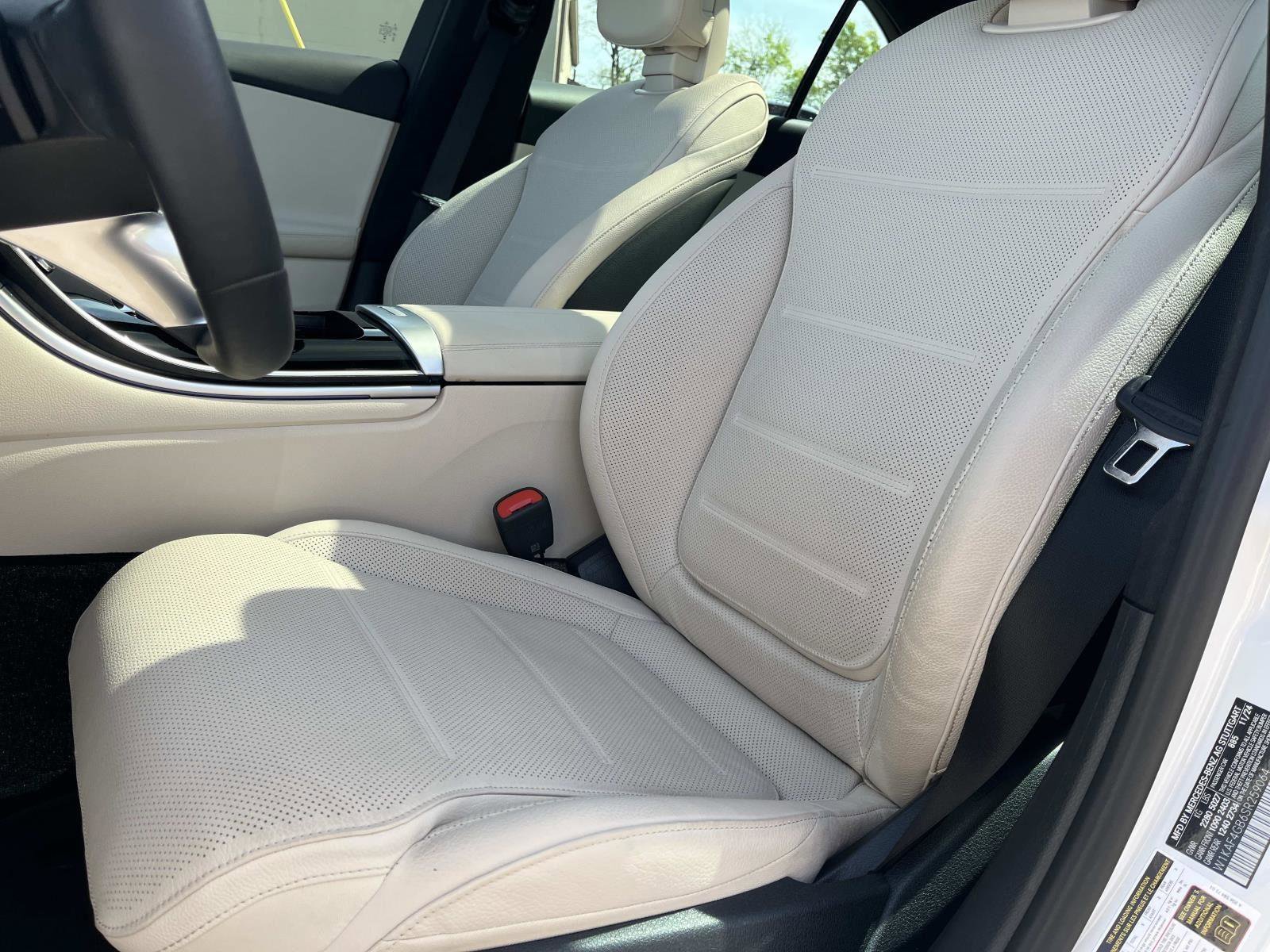 Certified 2025 Mercedes-Benz C 300 Sedan image 24