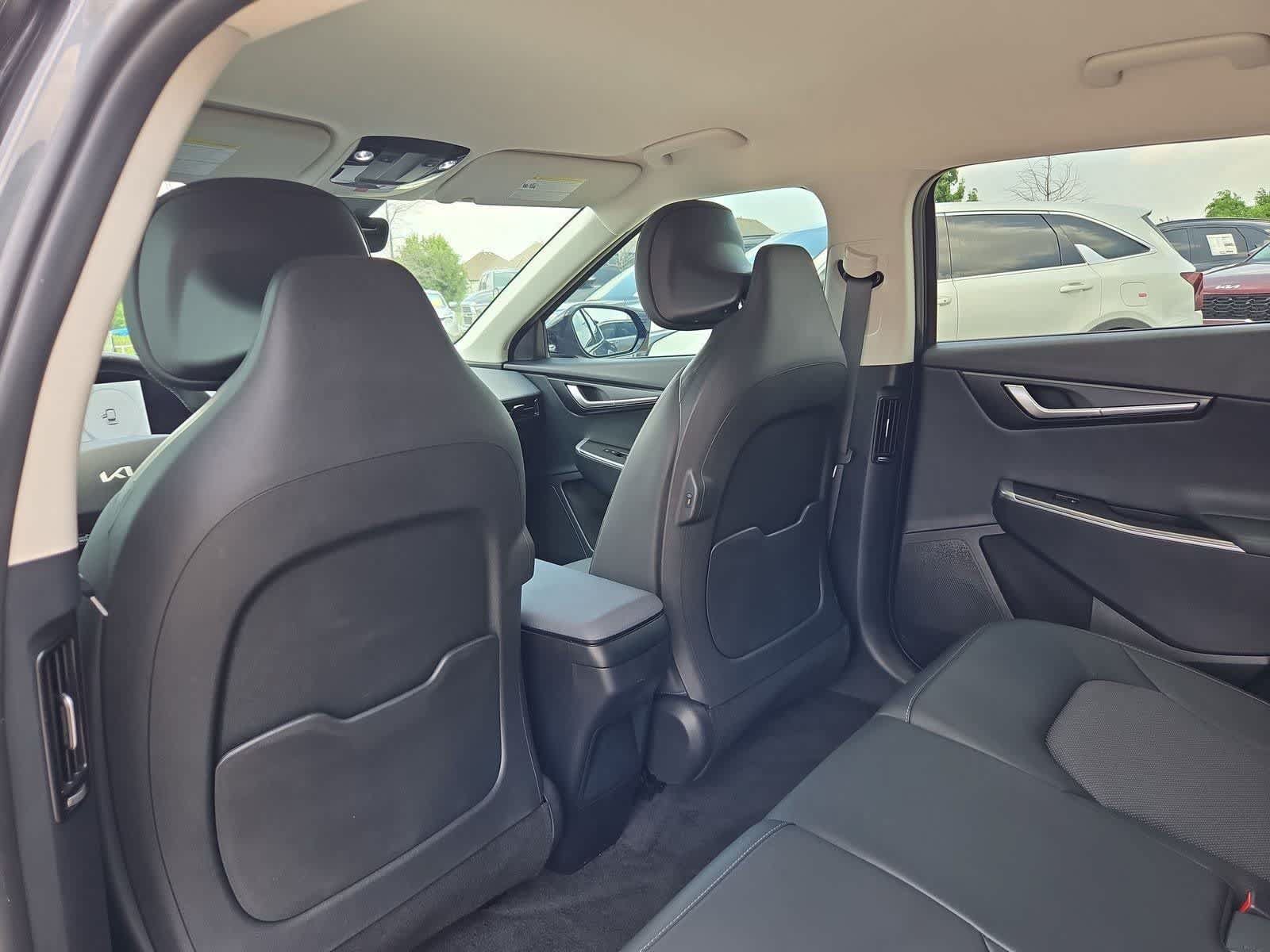 Certified 2024 Kia EV6 Light RWD image 23