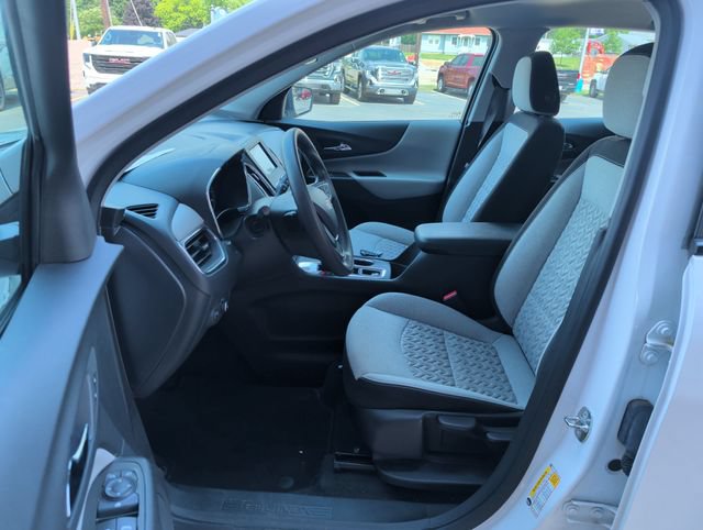 Used 2023 Chevrolet Equinox LS FWD image 10