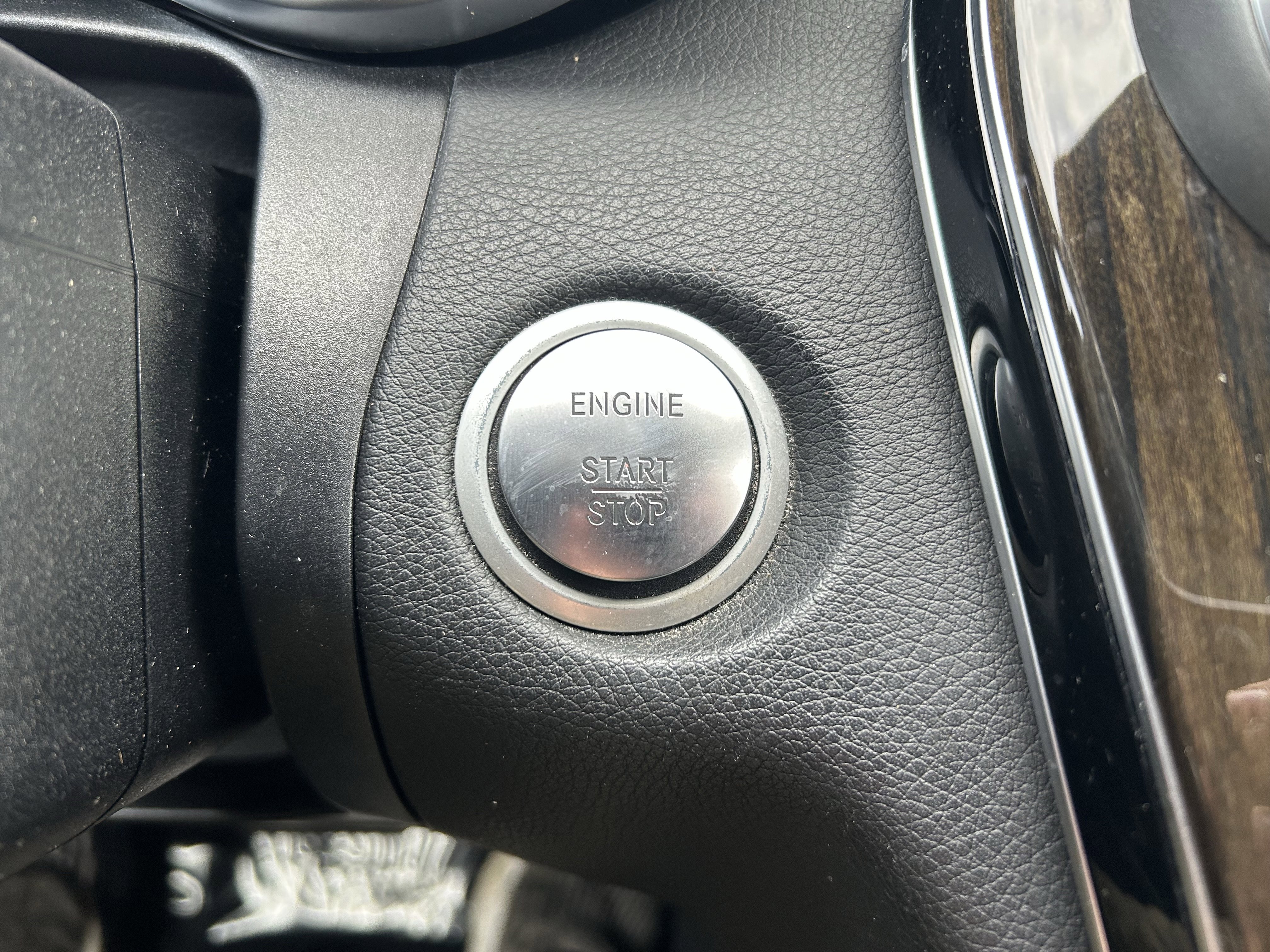 Used 2018 Mercedes-Benz C 300 4MATIC Sedan image 15