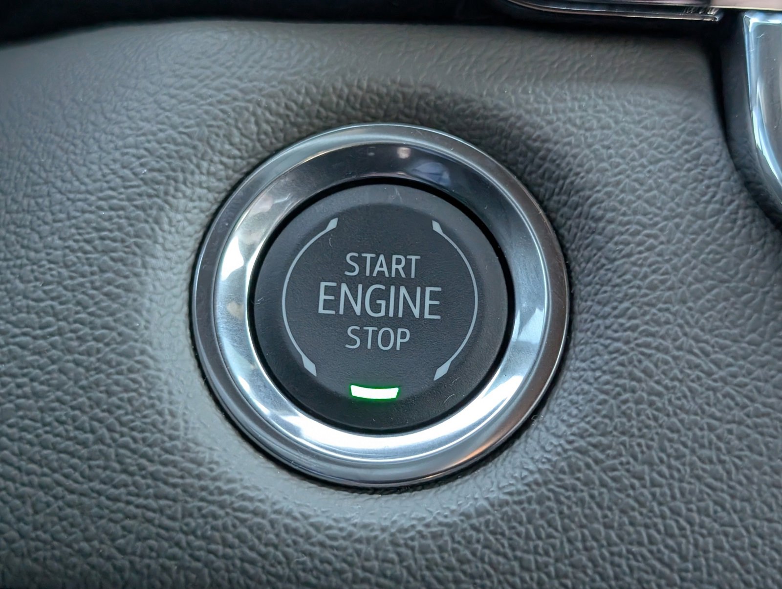 Used 2026 Chevrolet Colorado ZR2 w/ Technology Package image 24