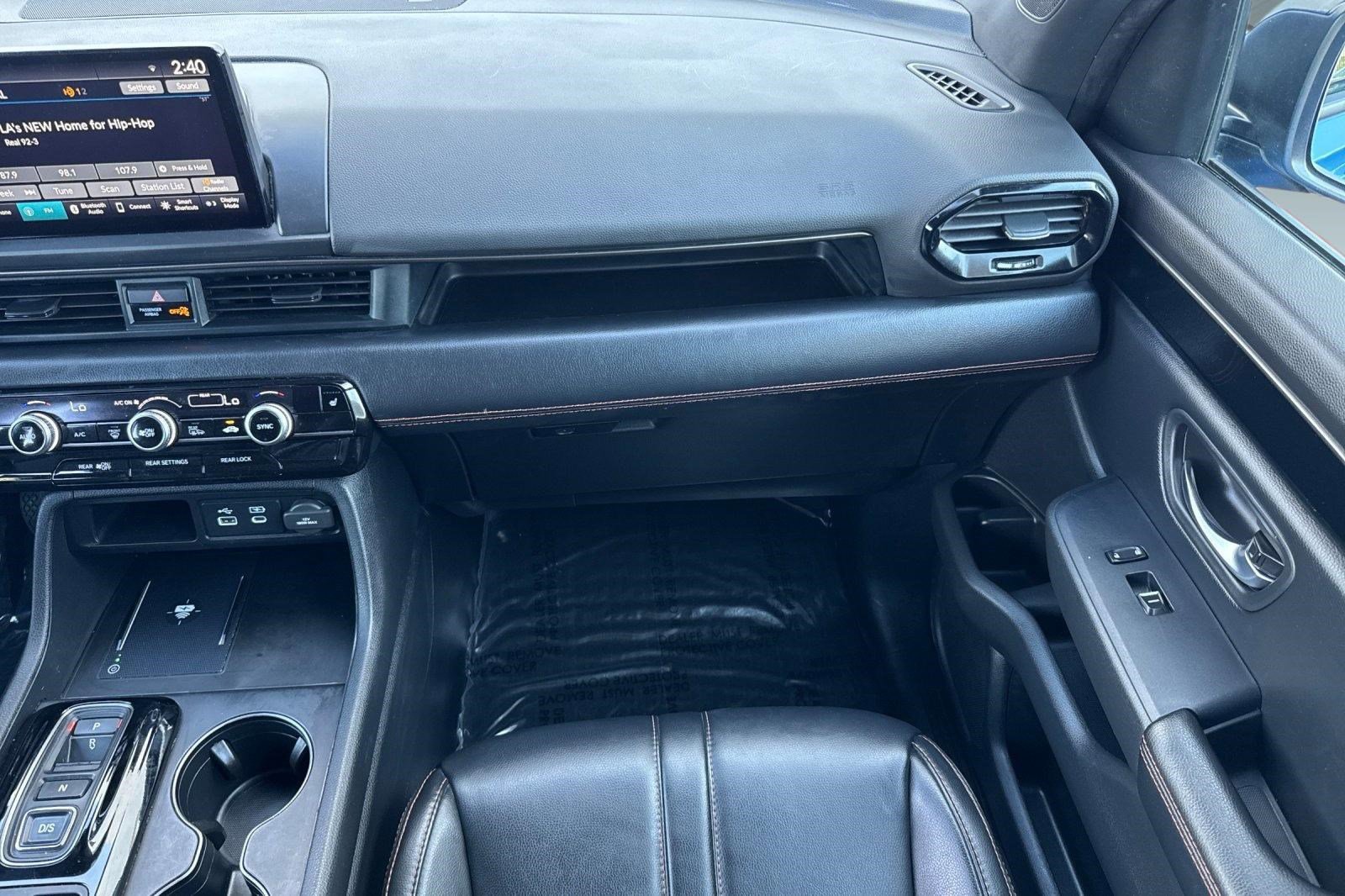 Certified 2024 Honda Pilot TrailSport image 29