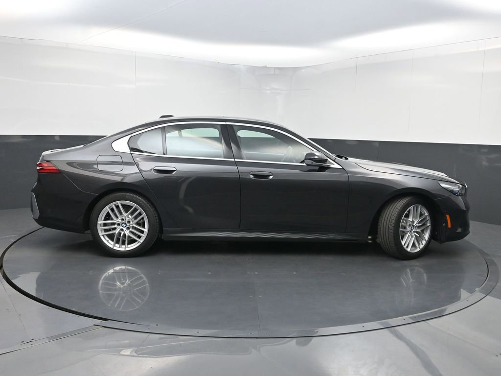 Used 2024 BMW 530i xDrive w/ Premium Package AWD/4WD image 44
