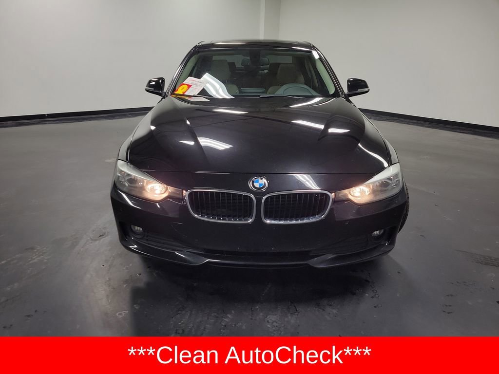 Used 2015 BMW 320i 320i image 2
