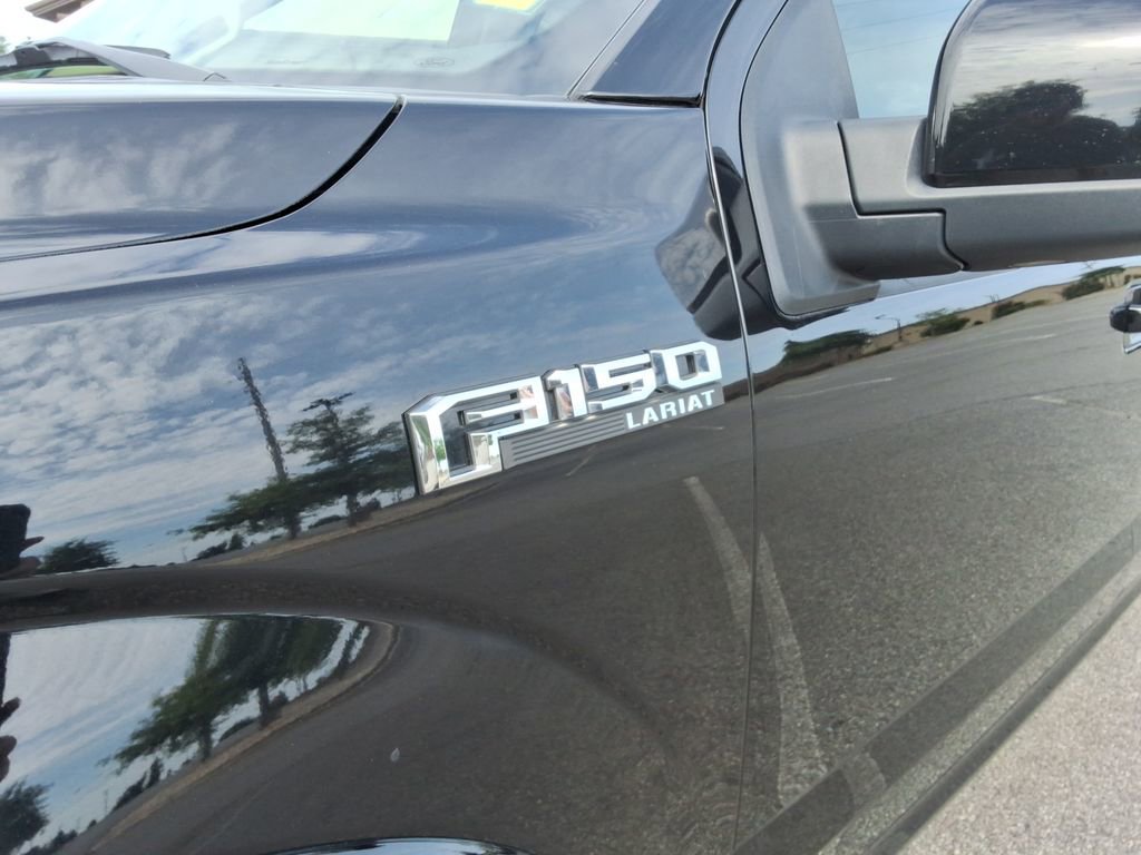Used 2020 Ford F150 Lariat RWD image 11
