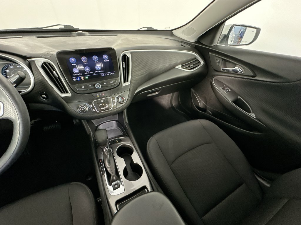 Used 2023 Chevrolet Malibu LS w/ Driver Confidence Package FWD image 11
