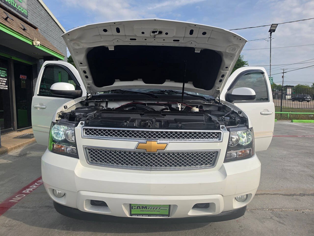 Used 2012 Chevrolet Suburban LT AWD/4WD image 54