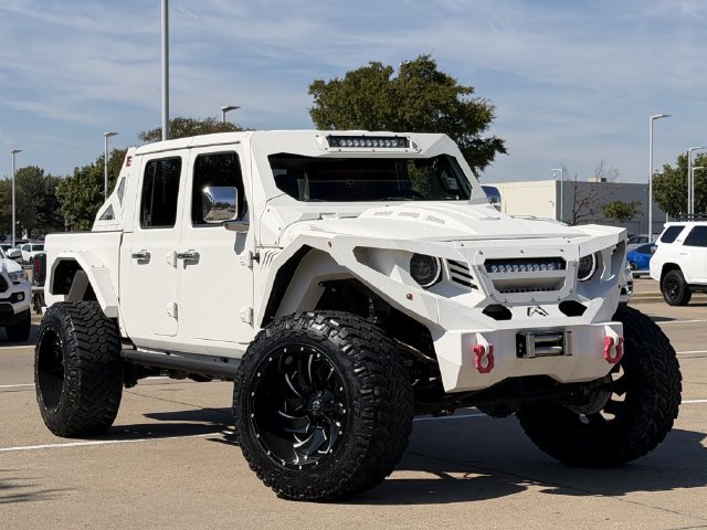 Used 2020 Jeep Gladiator Sport w/ Quick Order Package 24S AWD/4WD image 2
