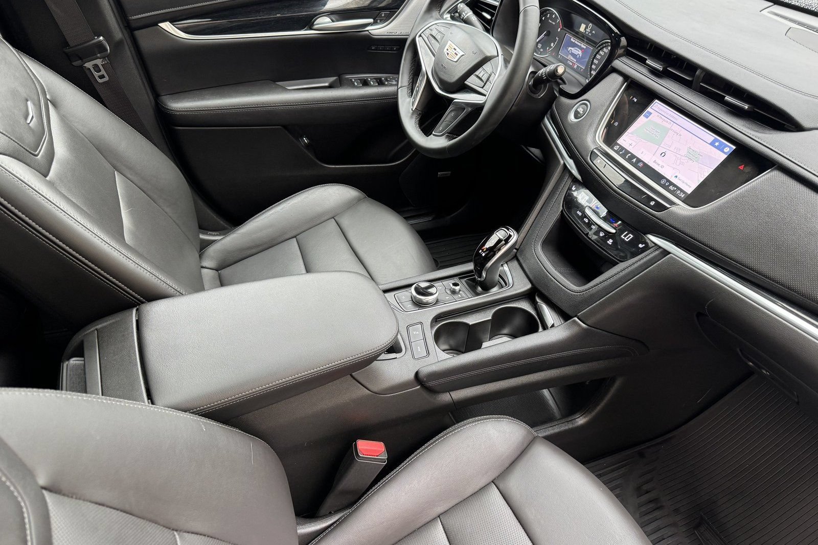 Used 2025 Cadillac XT5 Premium Luxury AWD/4WD image 17