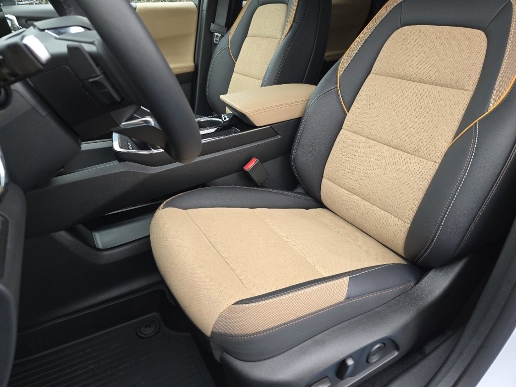 New 2026 Chevrolet Equinox ACTIV w/ Convenience Package III image 15