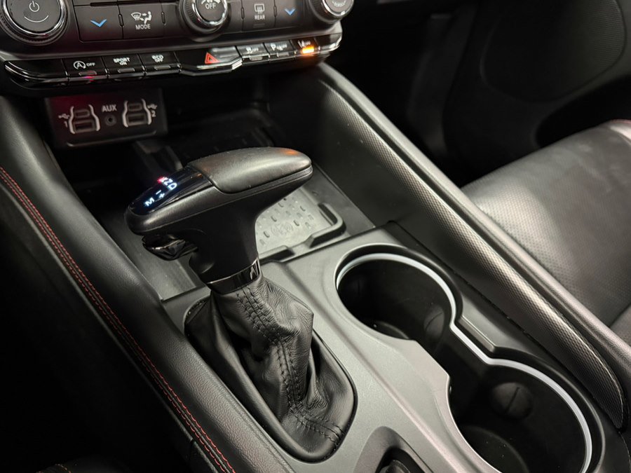 Used 2025 Dodge Durango GT AWD/4WD image 56