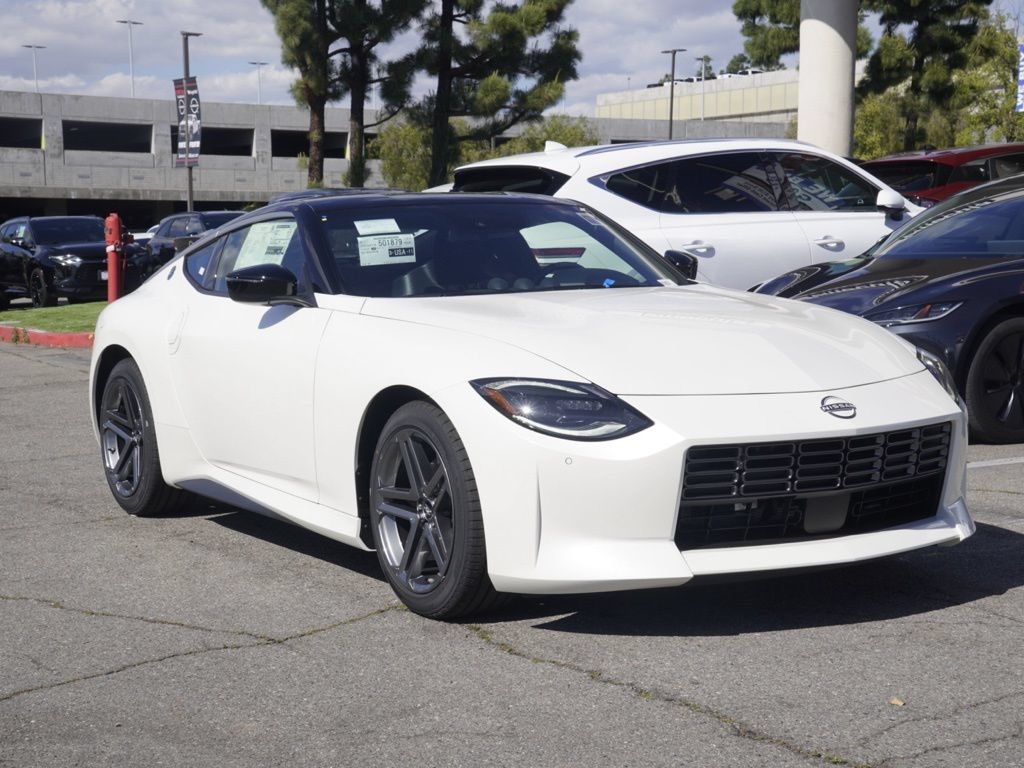 New 2026 Nissan Z Sport w/ Floor Mat Package RWD video 2