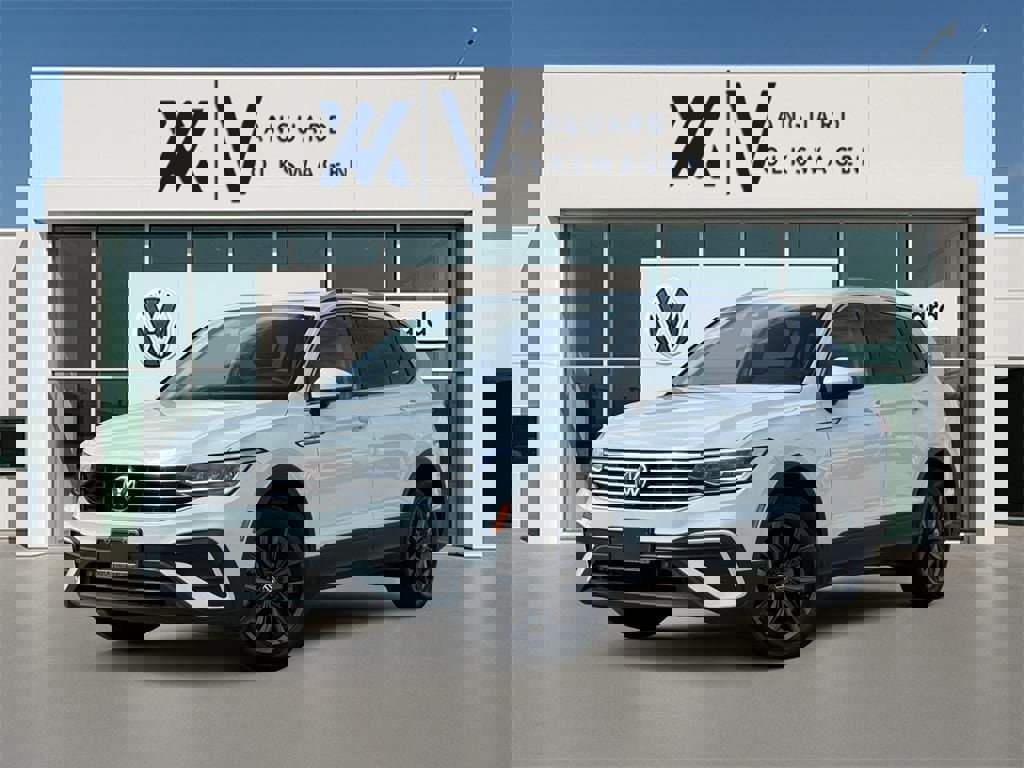 Used 2022 Volkswagen Tiguan SE image 1