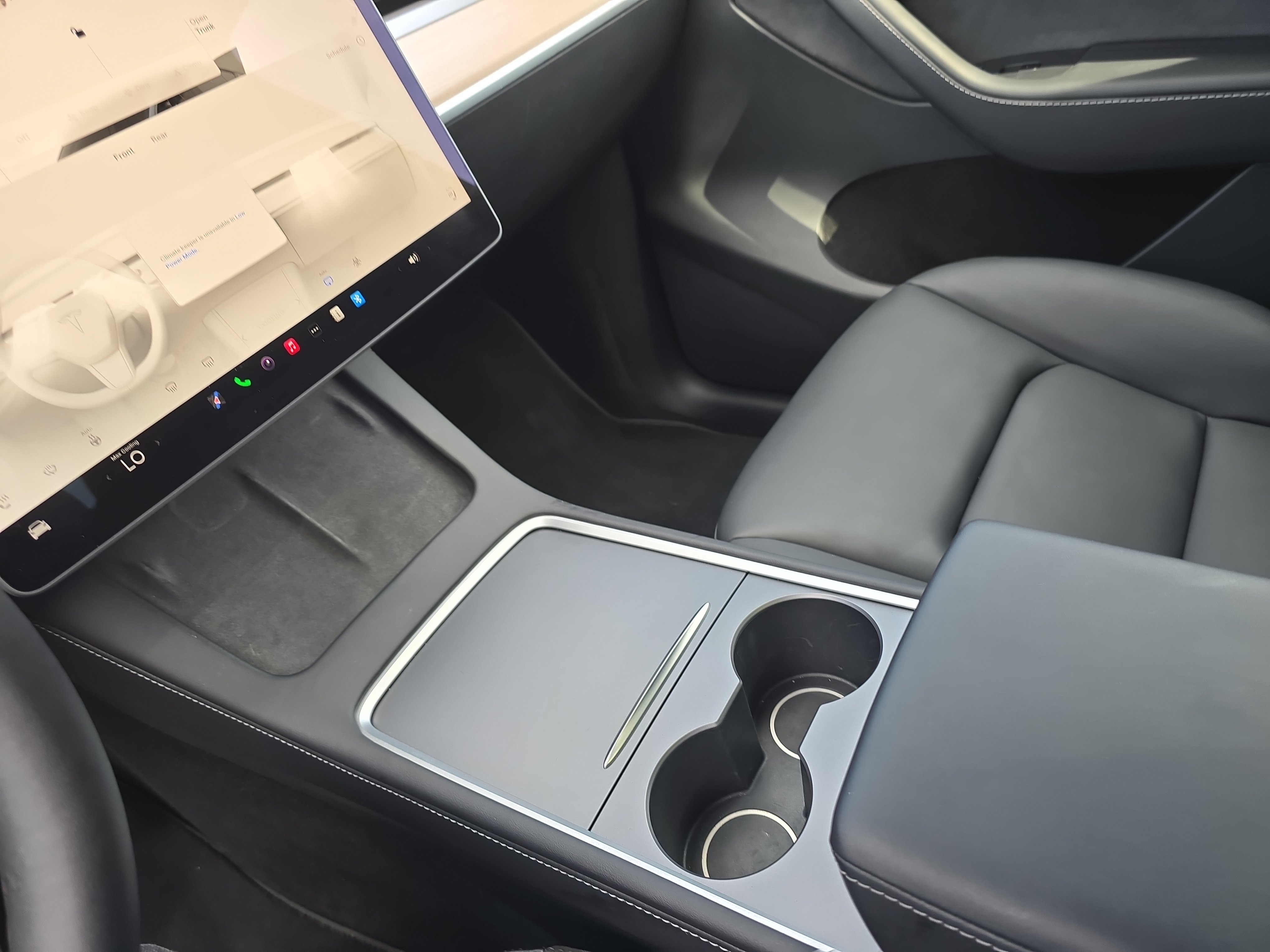 Used 2025 Tesla Model Y Long Range image 24