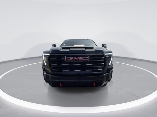 Used 2024 GMC Sierra 2500 AT4 AWD/4WD video 3