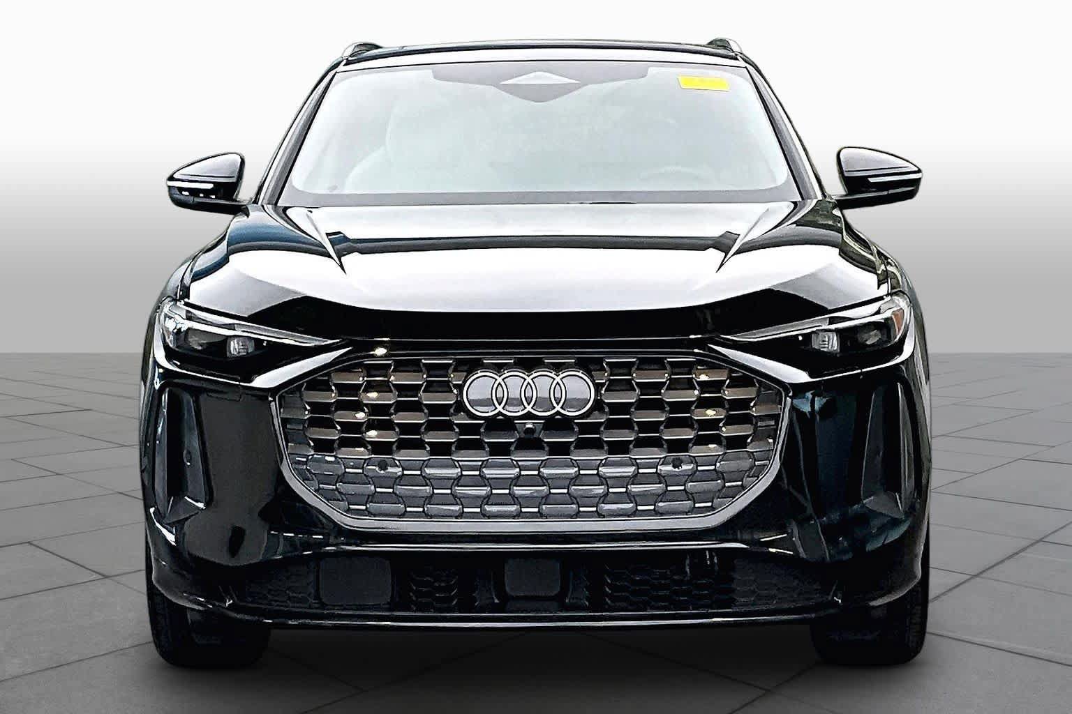 Certified 2025 Audi Q5 Prestige AWD/4WD image 4