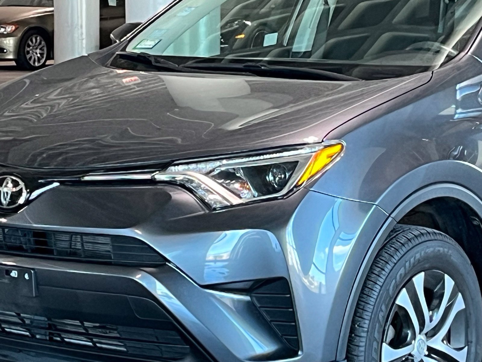 Used 2017 Toyota RAV4 LE w/ All Weather Liner Package AWD/4WD image 5