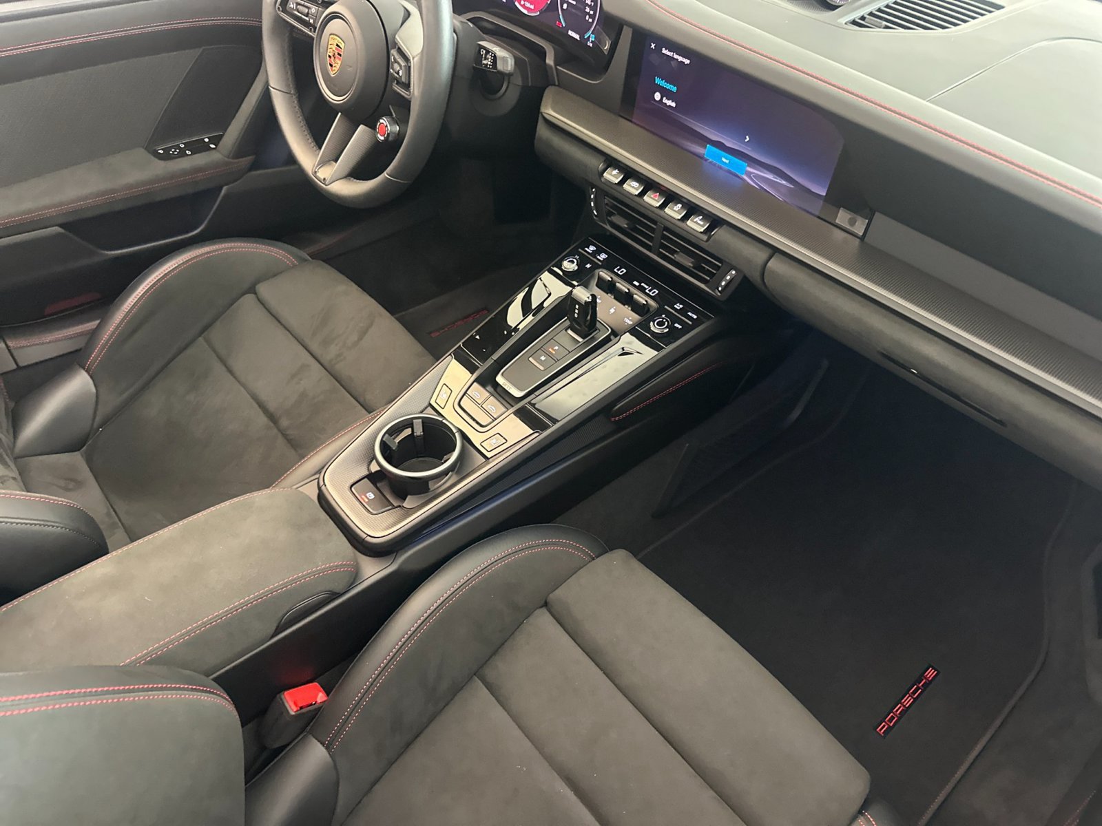 Certified 2026 Porsche 911 Targa 4 GTS AWD/4WD image 15