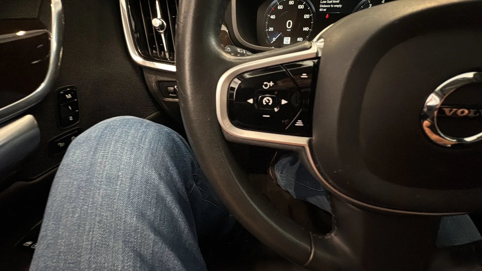 Used 2019 Volvo S90 T5 Momentum FWD image 53