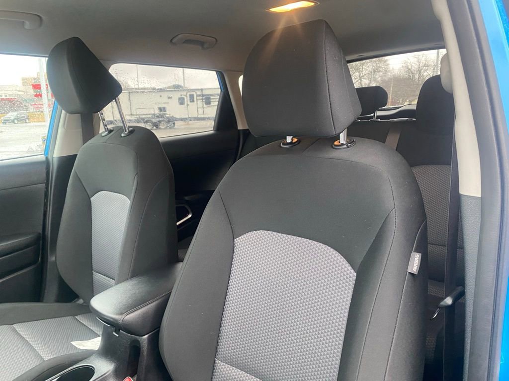 Used 2024 Kia Soul S image 11