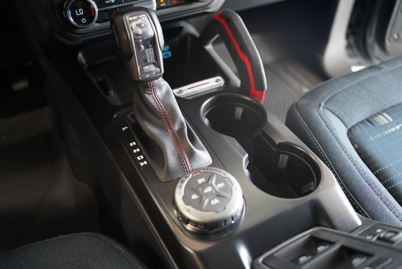 Used 2025 Ford Bronco Heritage Edition AWD/4WD image 21