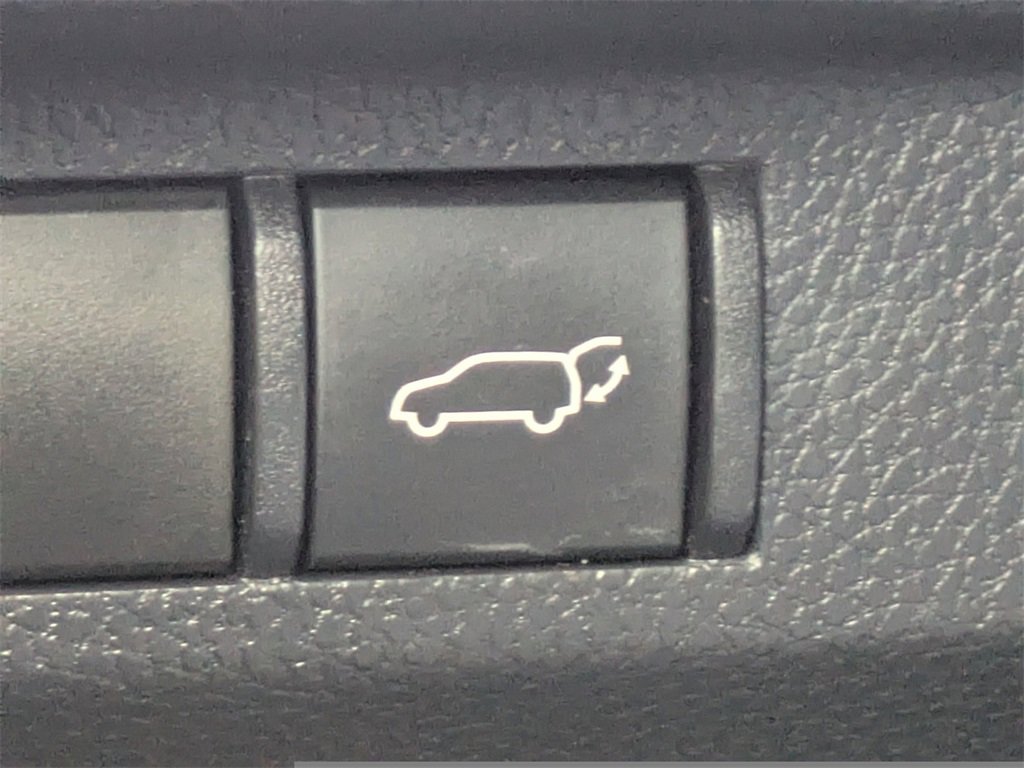 Used 2023 Toyota RAV4 XSE image 31