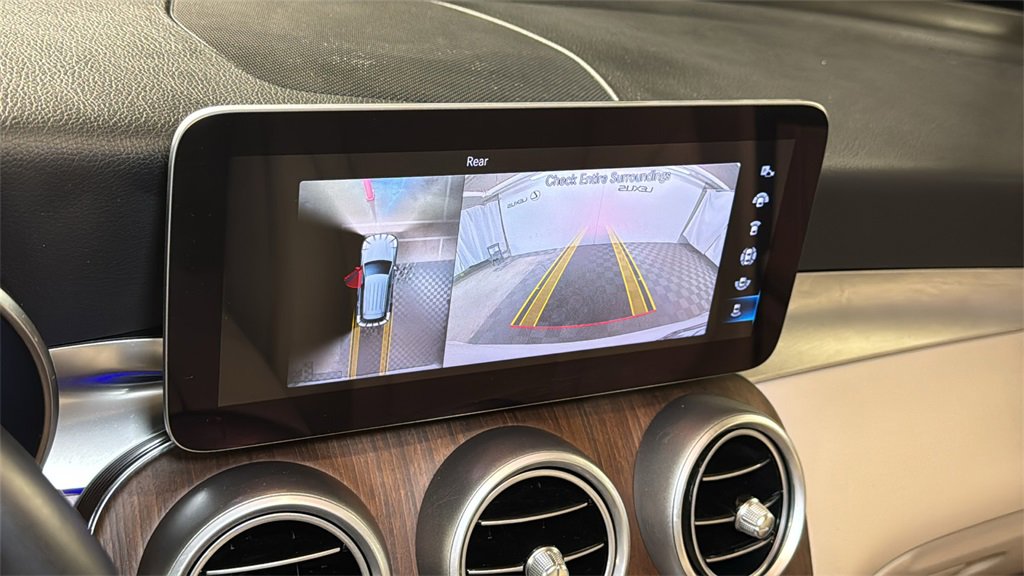 Used 2020 Mercedes-Benz GLC 300 4MATIC image 28