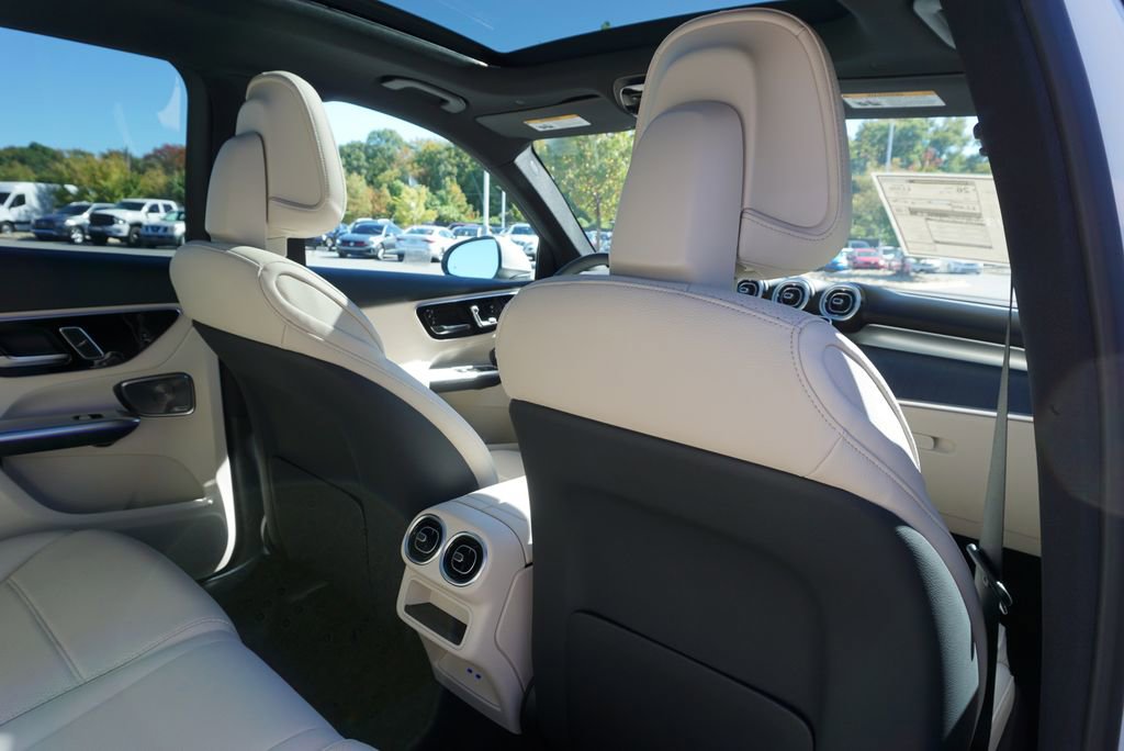 New 2026 Mercedes-Benz GLC 300 4MATIC image 57