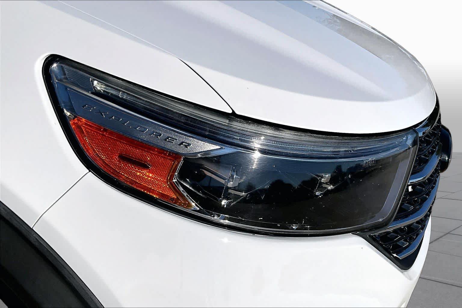 Certified 2020 Ford Explorer XLT RWD image 29
