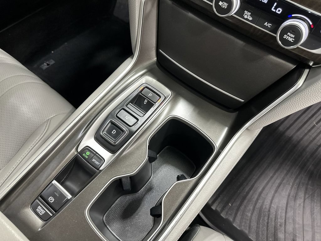 Used 2019 Honda Accord Touring image 21