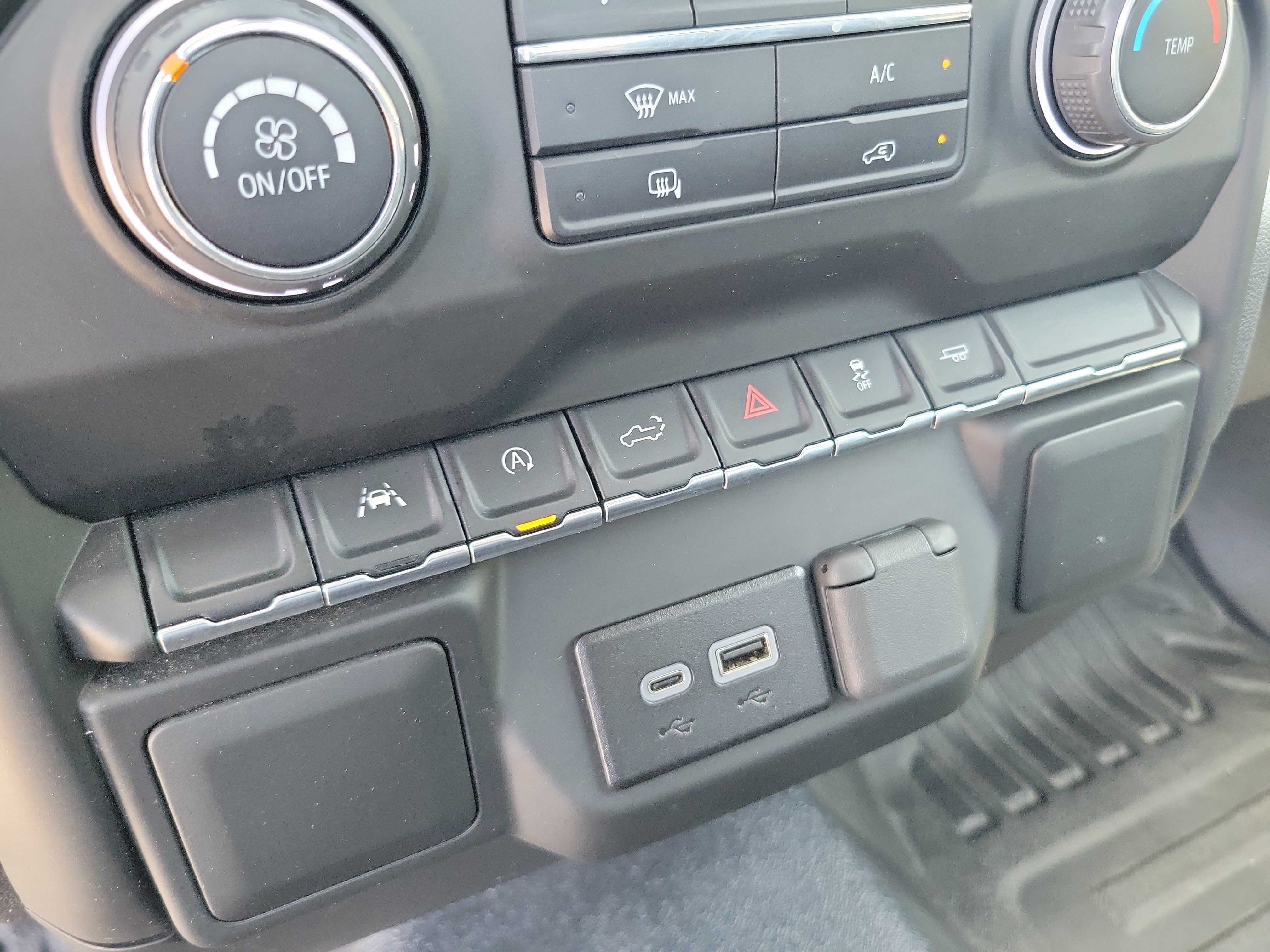 Used 2025 Chevrolet Silverado 1500 W/T RWD image 20