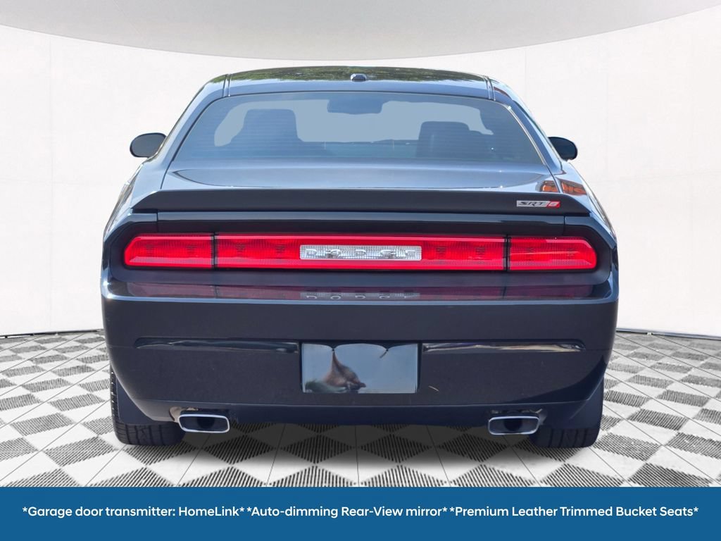 Used 2009 Dodge Challenger SRT8 w/ SRT Option Group II RWD image 17