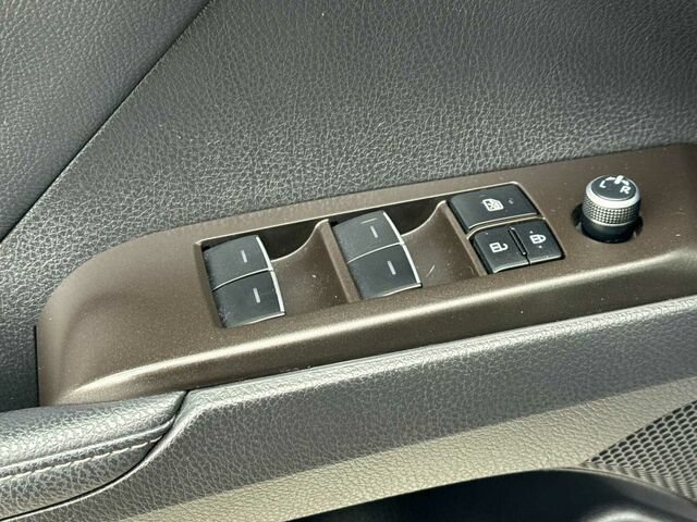 Used 2022 Toyota Camry XSE w/ Carpet Mat Package (TMS) FWD image 13