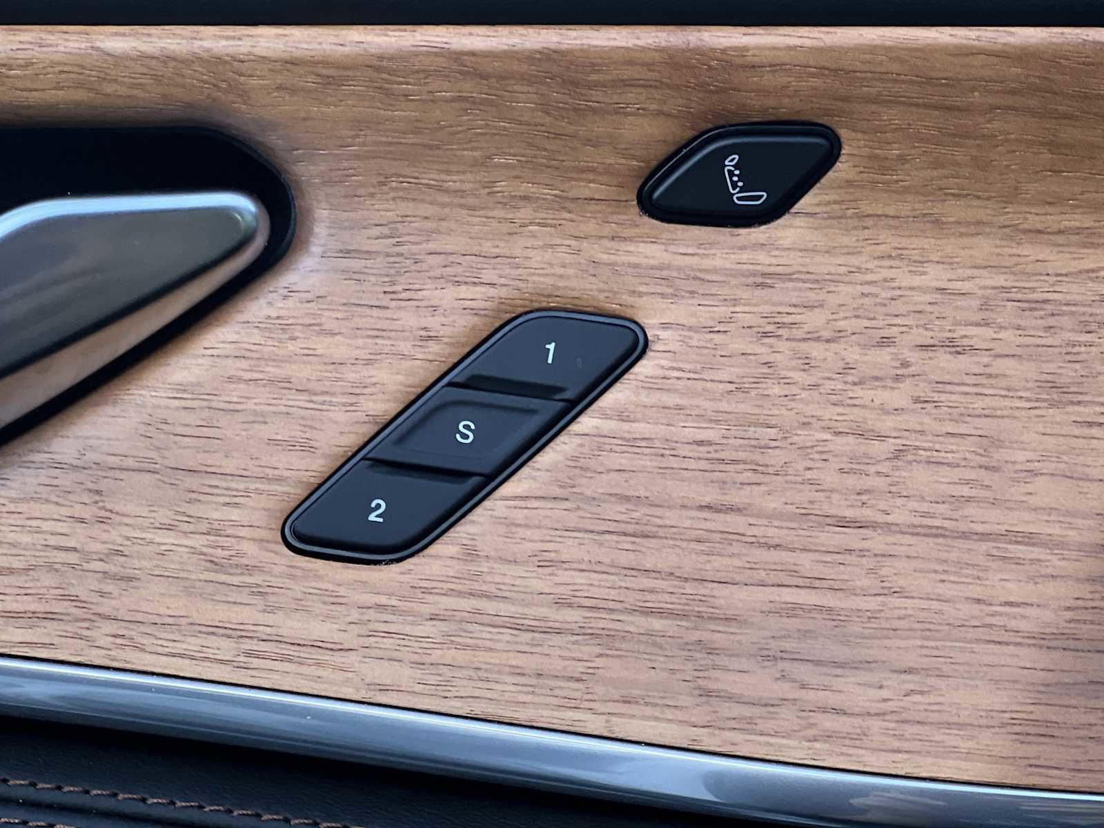 Used 2023 Jeep Grand Cherokee L Summit image 17