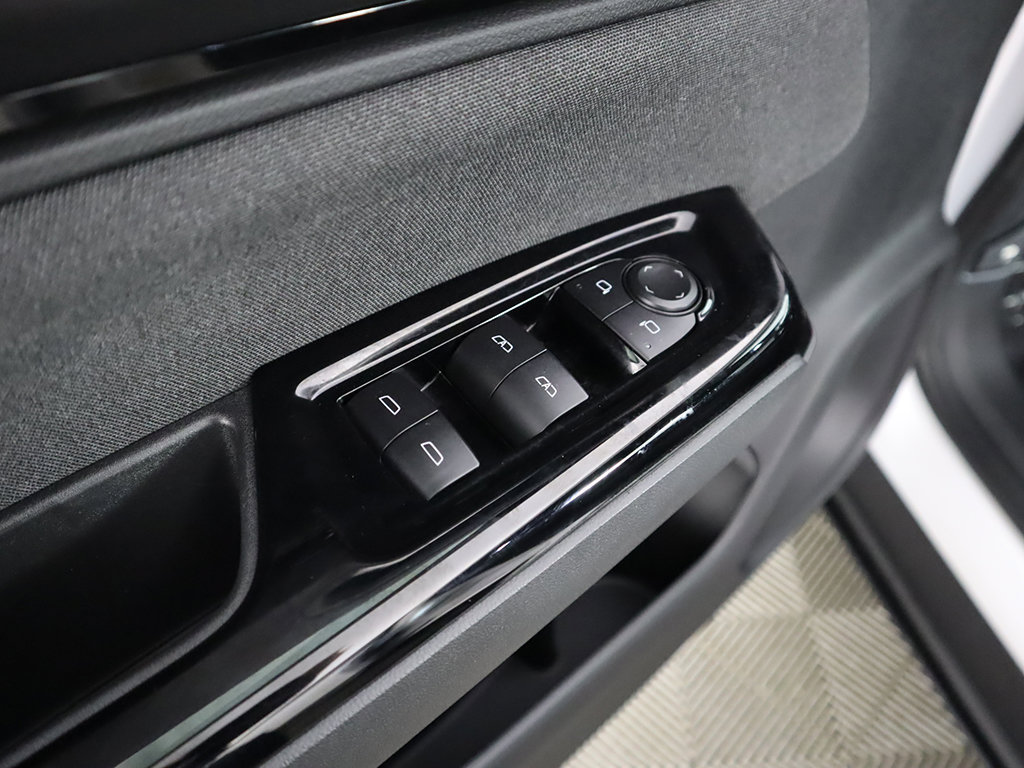 Used 2025 Honda Prologue EX image 38