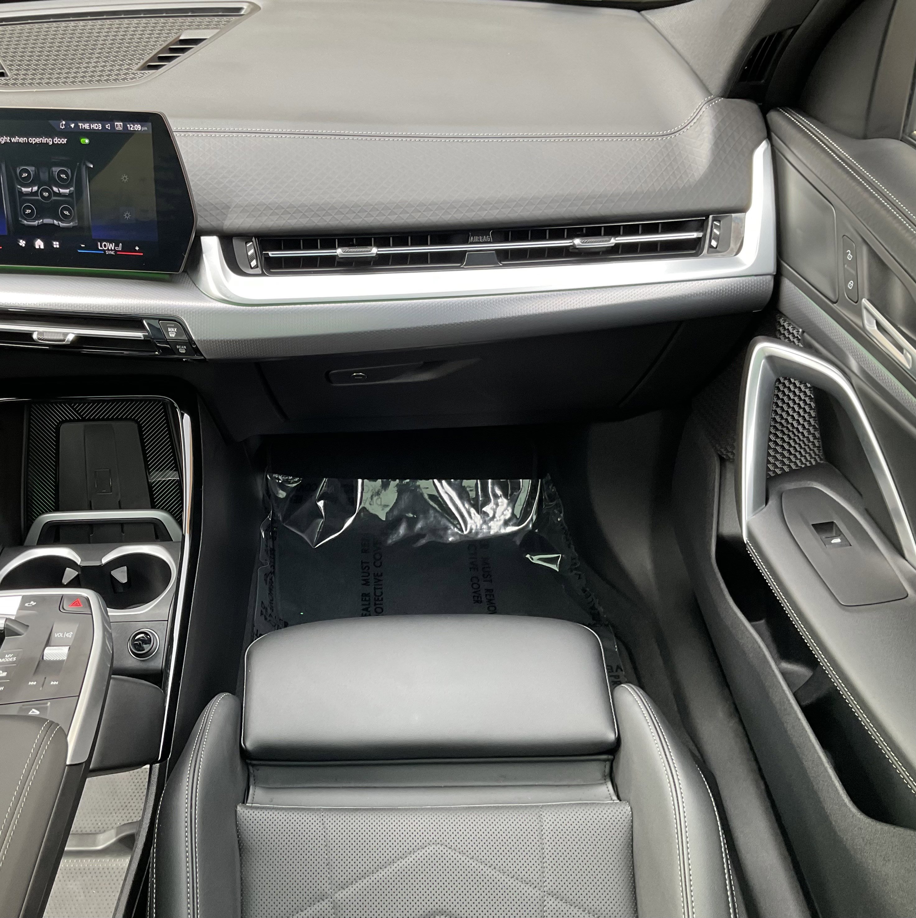 Used 2025 BMW X2 xDrive28i image 25