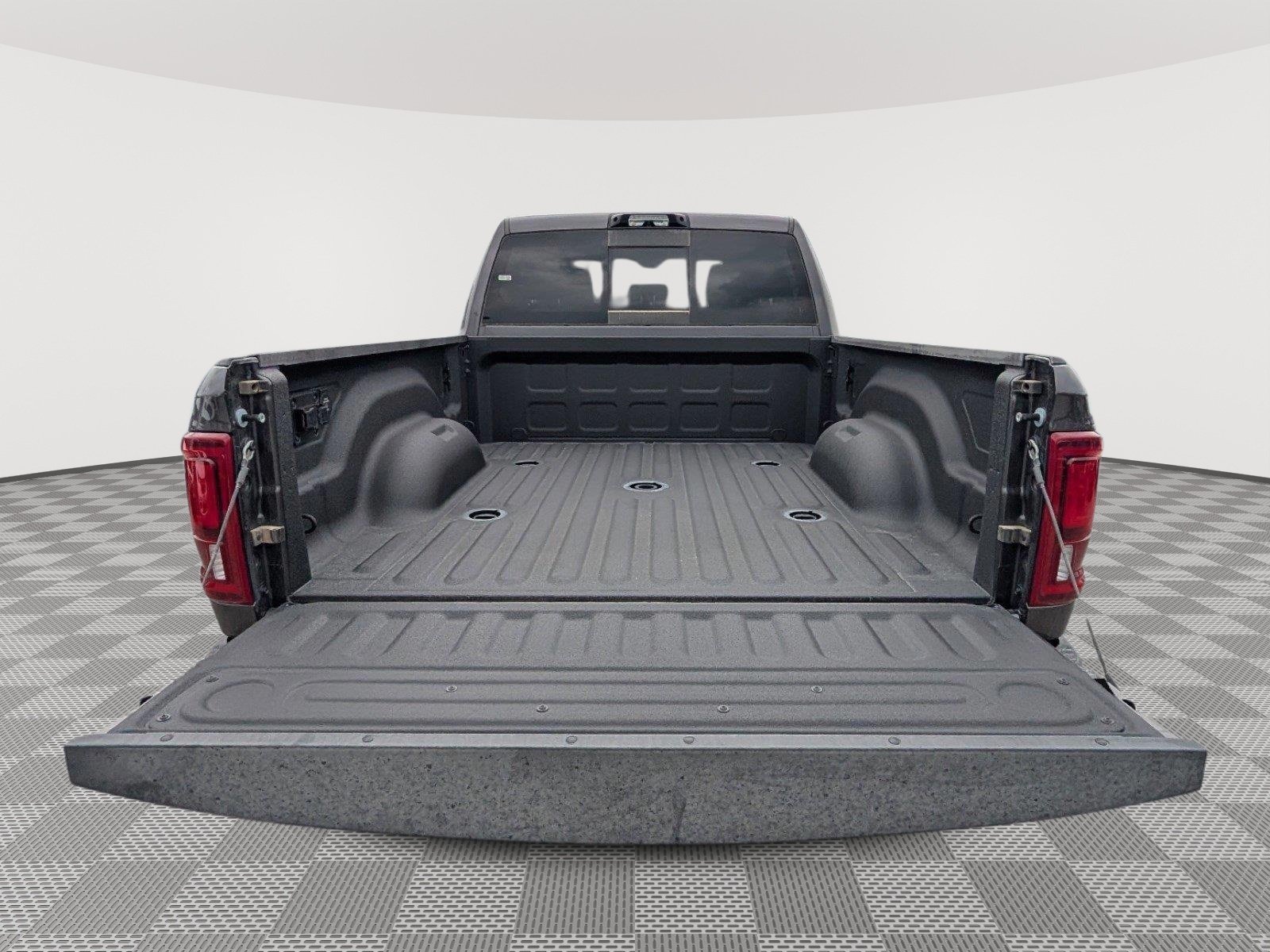 New 2025 RAM 2500 Tradesman AWD/4WD image 9
