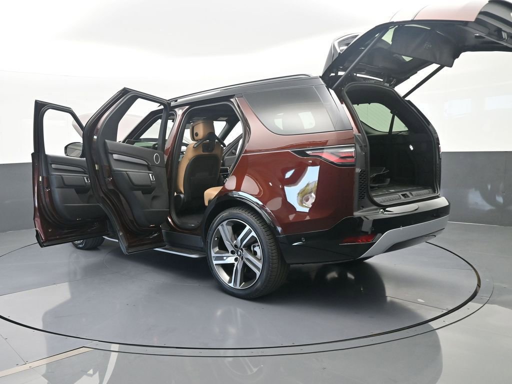Used 2026 Land Rover Discovery Limited Edition image 82