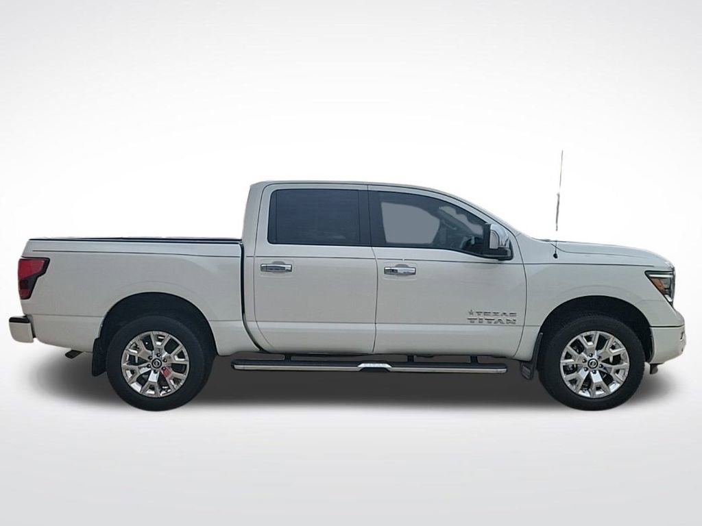 Certified 2021 Nissan Titan SL w/ Moonroof Package image 7