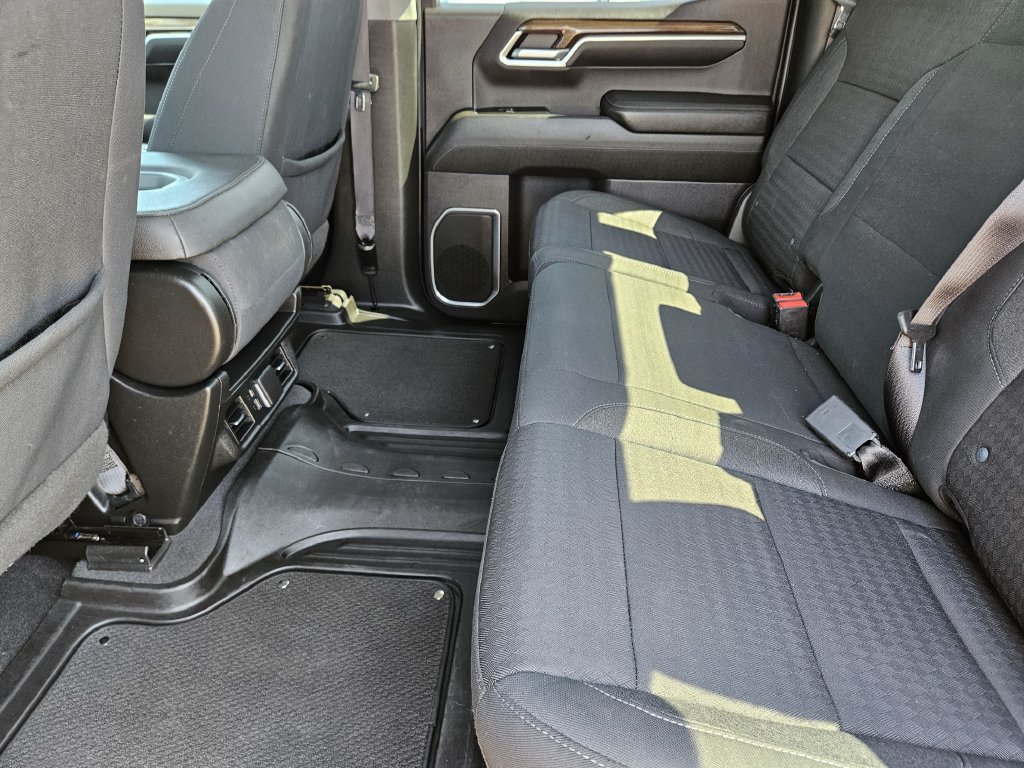 Used 2022 Chevrolet Silverado 1500 LT w/ Protection Package AWD/4WD image 30